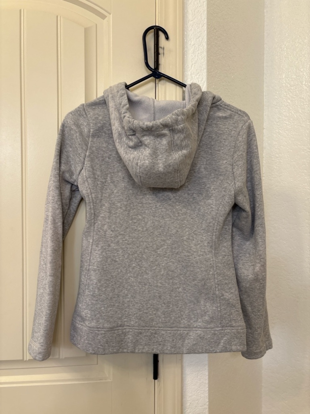 UGG Gray Zip Up Hoodie XS Cozy Soft Full Zip Sweatshirt 🤍✨ - Picture 2 of 4